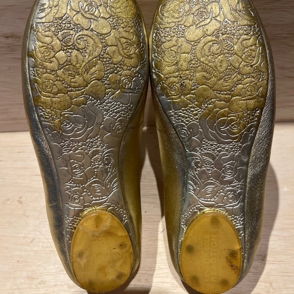 Kenneth Cole Reaction womens shoes slip on Ballet flats Metallic Gold 6.5 - Picture 11 of 12